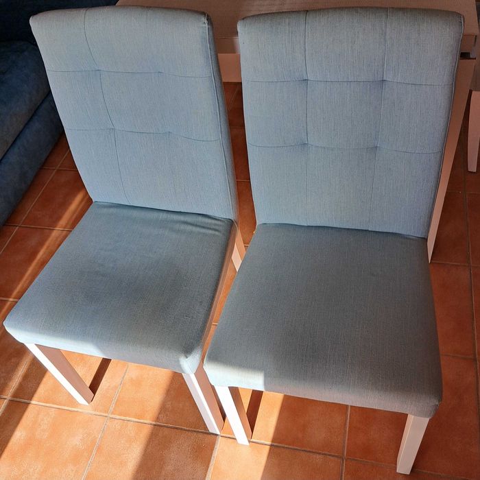 Vendo cadeiras azuis