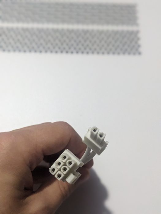 Білий подовжувач для відеокарти (pcie) 8 pin