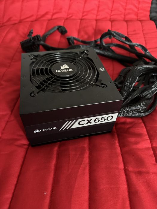 PSU Fonte de alimentação Corsair CX650