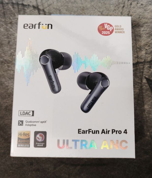 Słuchawki bezprzewodowe douszne Earfun Air Pro 4