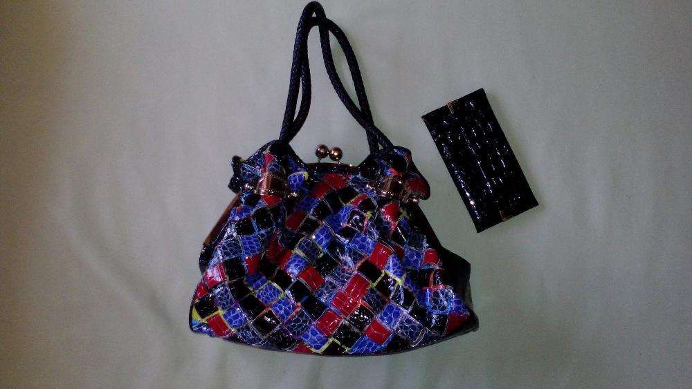 Carteira / Mala de mão Nova