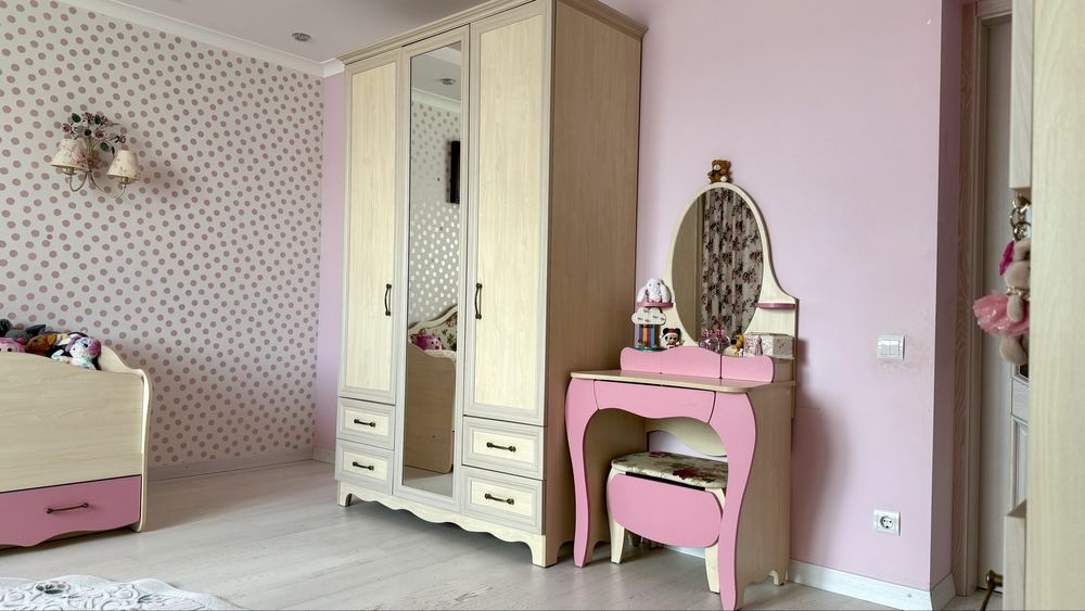 Дитячі меблі для дівчинки « Прованс »