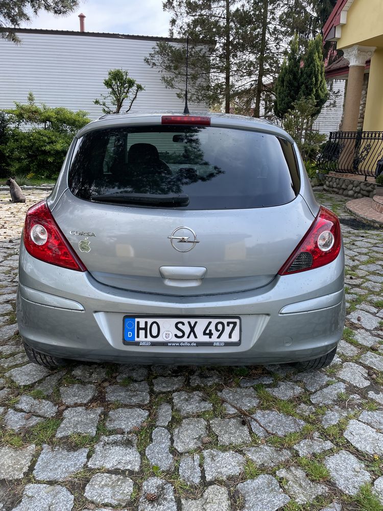 Opel Corsa 1.4 benzyna