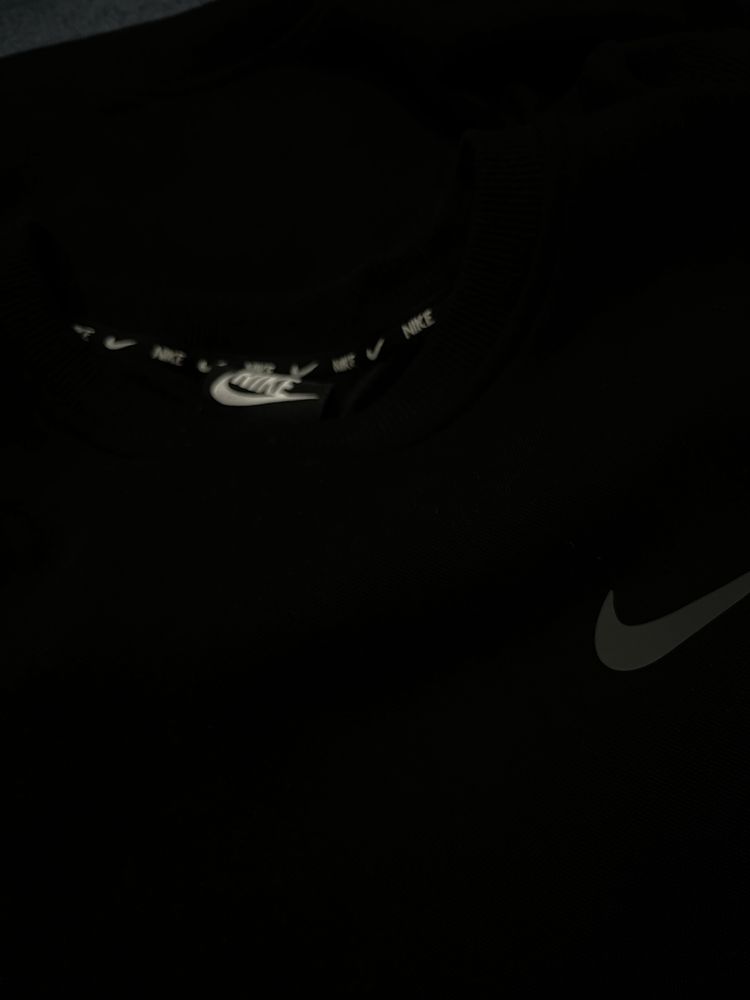 Sweat Nike Preta
