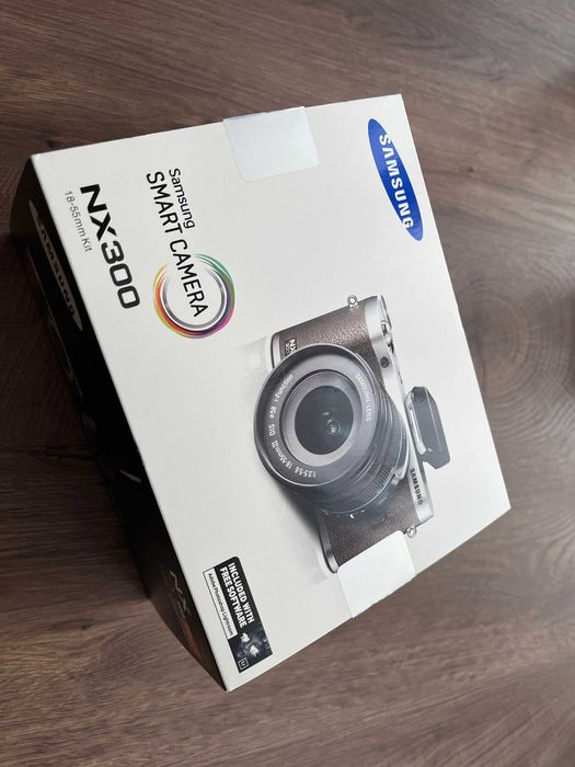 Aparat cyfrowy Samsung NX300 Czarny! 18-55mm Jak Nowy! Ładny! Tanio!