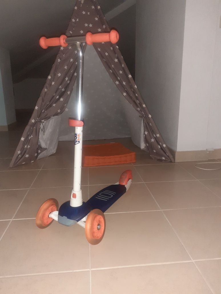 Trotinete com três rodas, com luzes, B1500, Decathlon