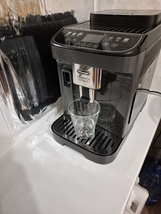 Продаётся кофемашина Delongi ECAM310.60.GB