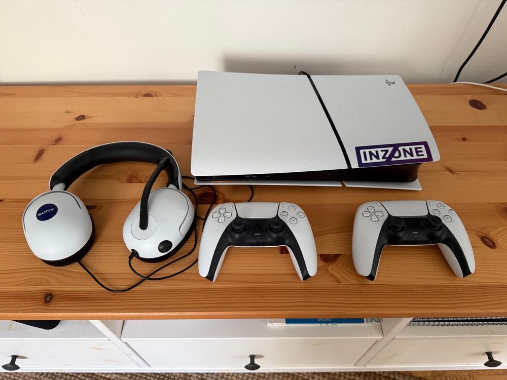 Play station simplesmente novo