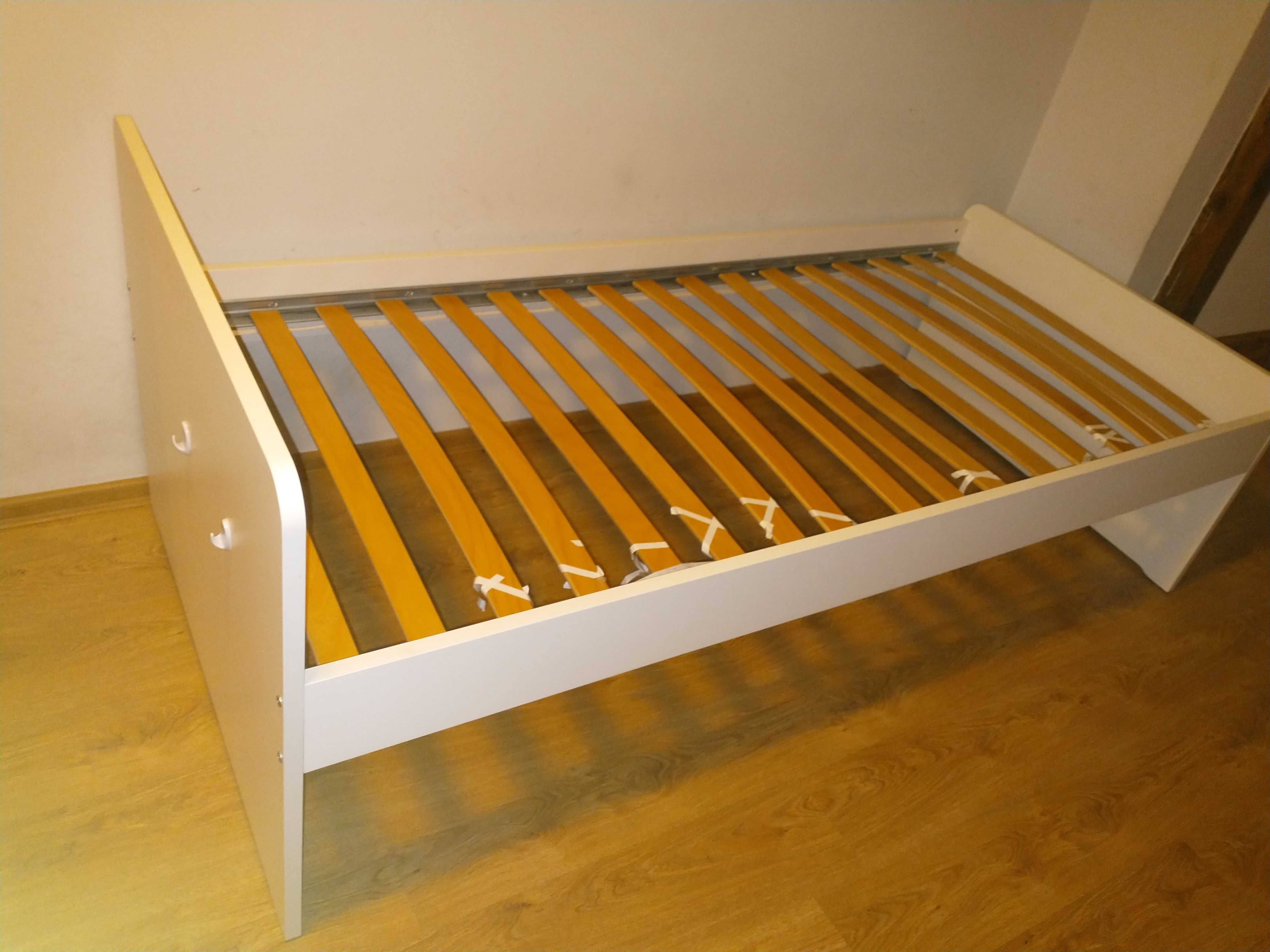 łóżko jednoosobowe 90x200 z materacem - możliwy transport