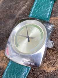Stary zegarek Diesel