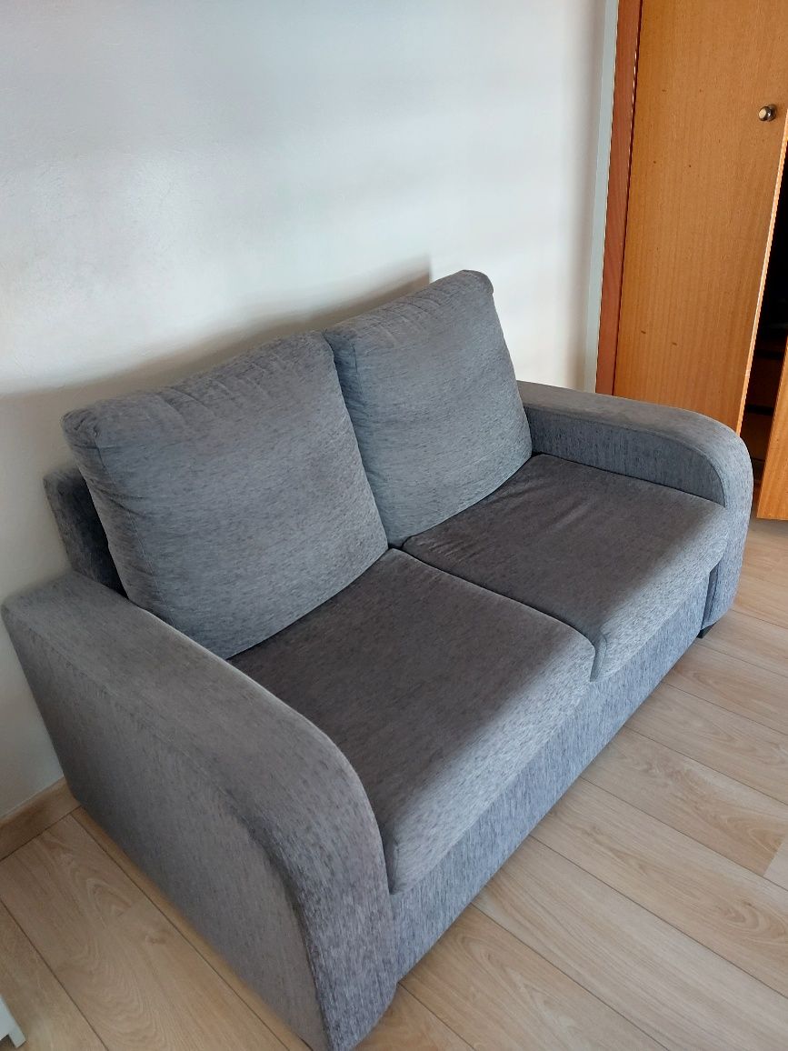 Sofá cinzento compri. 150cm xl arg.90 cm
