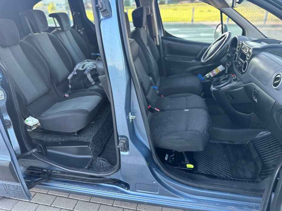 Сітроен берлінго Citroen Berlingo пасажир, Peugeot partner