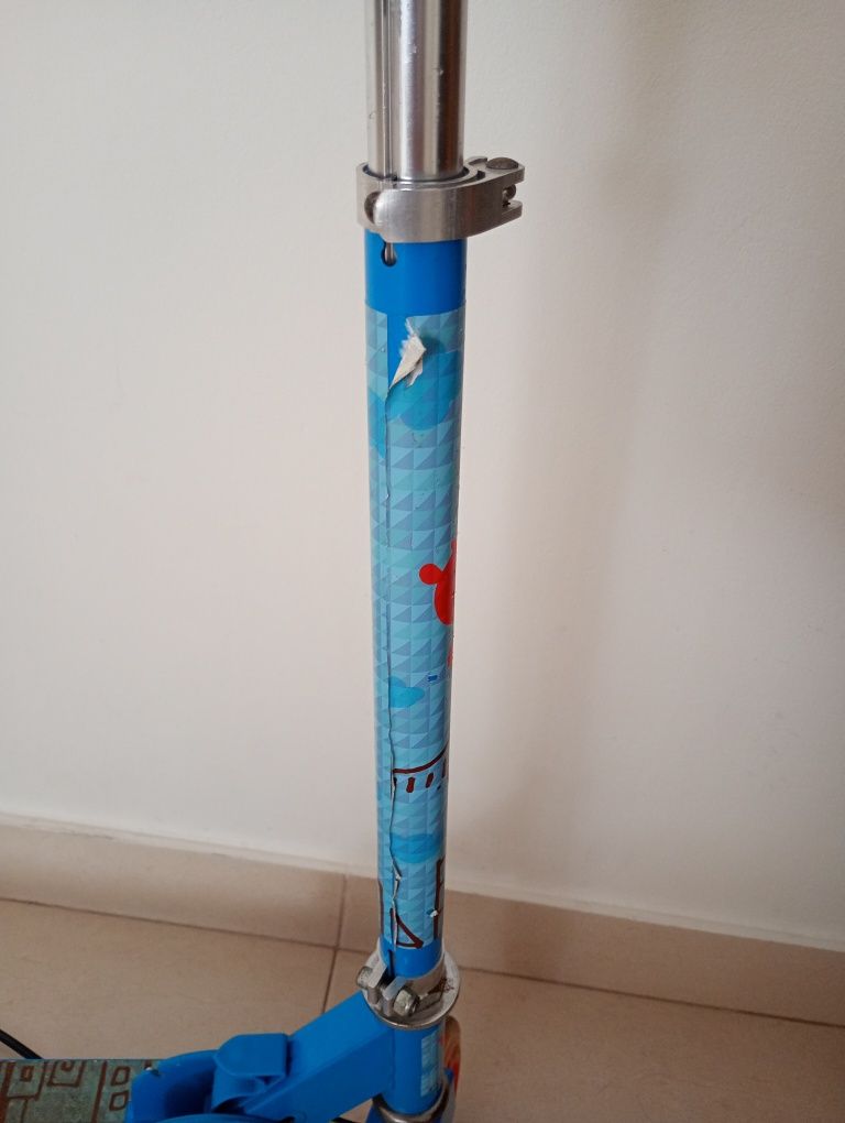 Trotinete de 2 rodas 3€