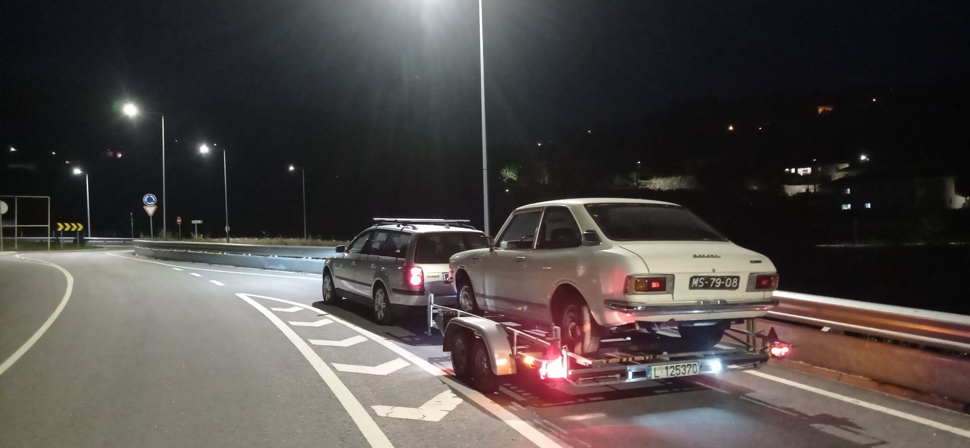 Transporte automóvel, caravana, moto ,barco e outros