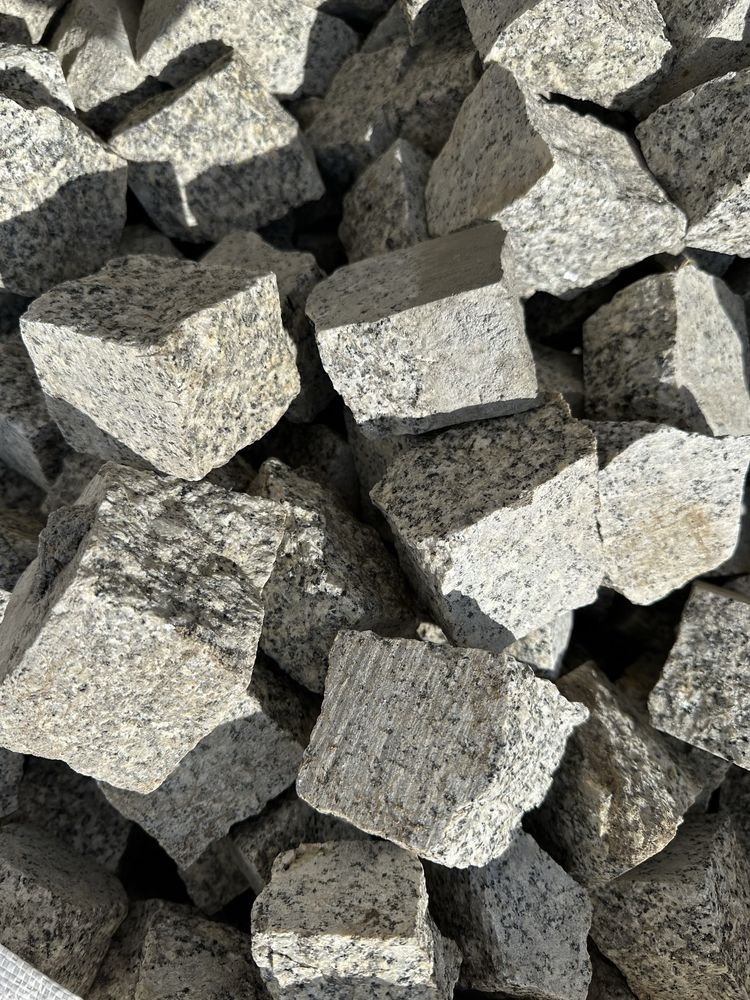 Kostka granitowa