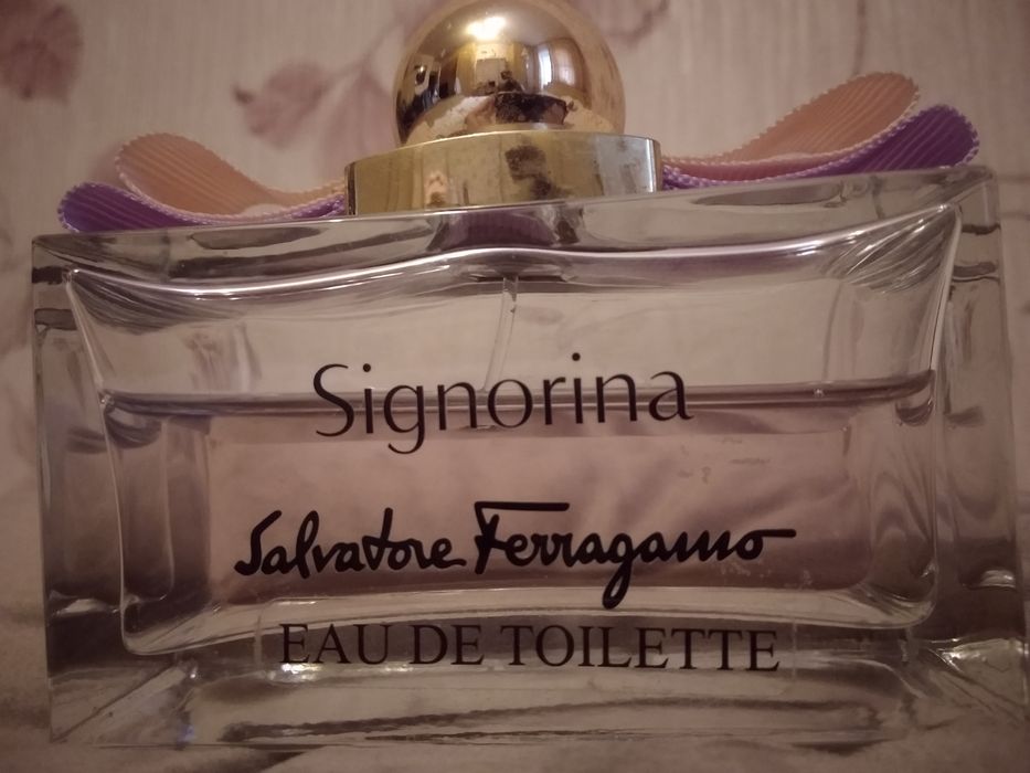 Туалетна вода Salvatore Ferragamo Signorina