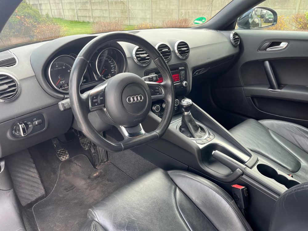 Audi TT 1.8T   2012