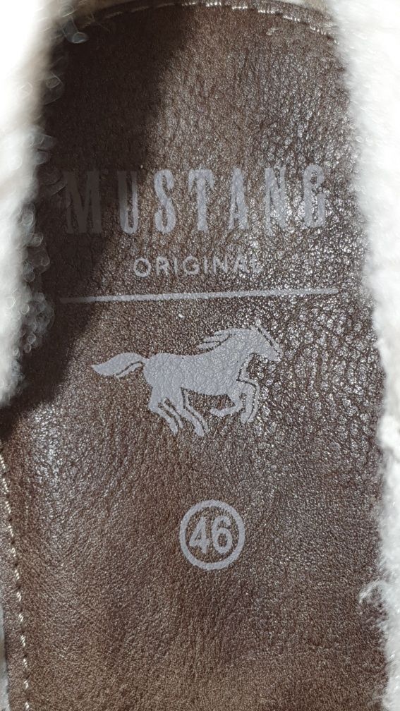 Buty męskie zimowe ocieplane Mustang w rozmiarze 46 / wkładka ma 30 cm