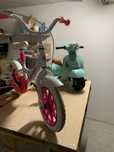 Carrinho guarda-chuva, bicicleta infantil, mini moto eletrica