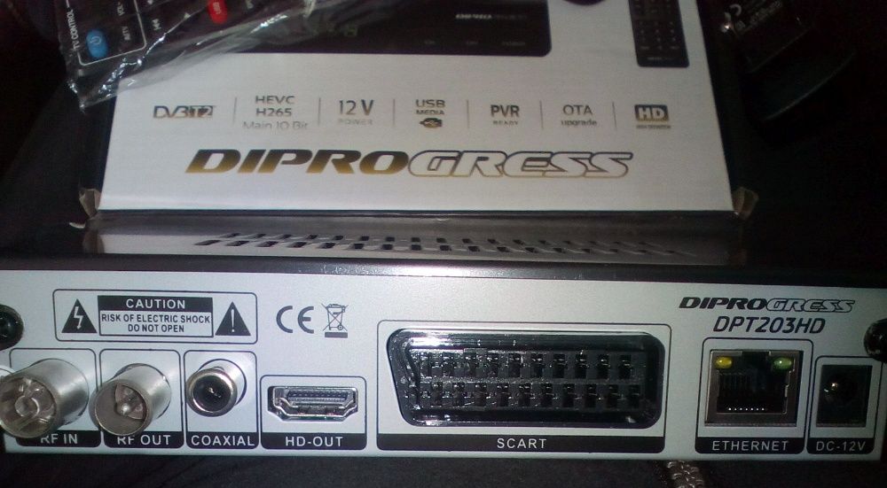 DIPROGRESS+przyciski TV tuner dekoder dvbt2 H265 HEVC naziemna DVB-T2