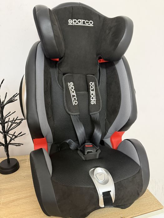 Дитяче автокрісло Sparco kids Universal (9-18kd Y 16-36kg)