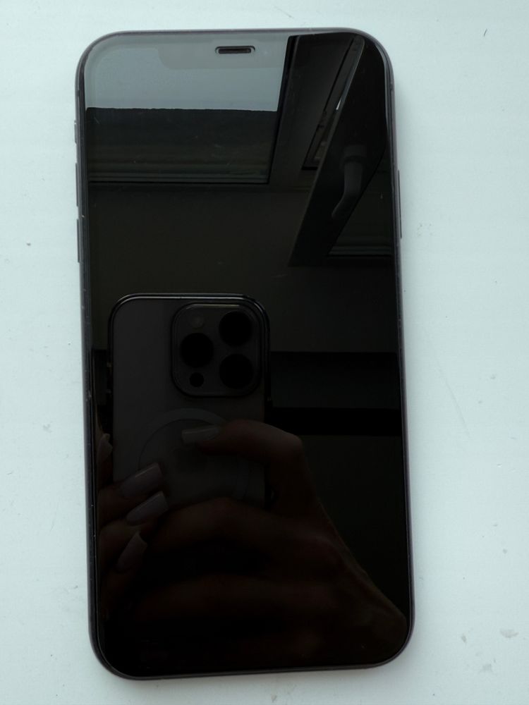 iPhone 11, 64гб неверлок