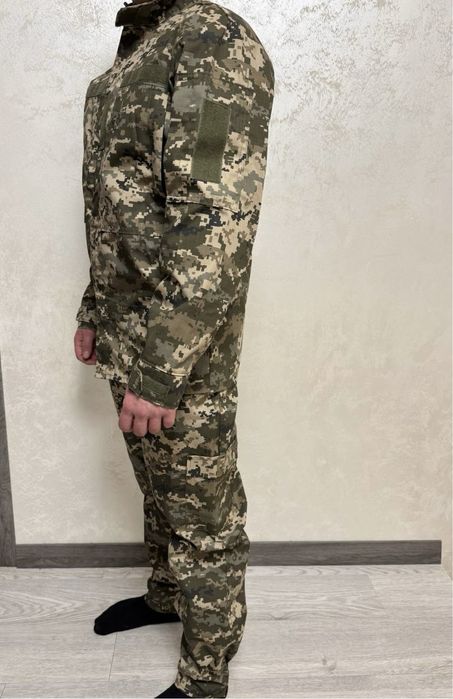 Костюм / Форма Піксель