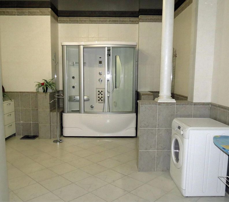 Продам елітну квартиру в центрі Дніпра
