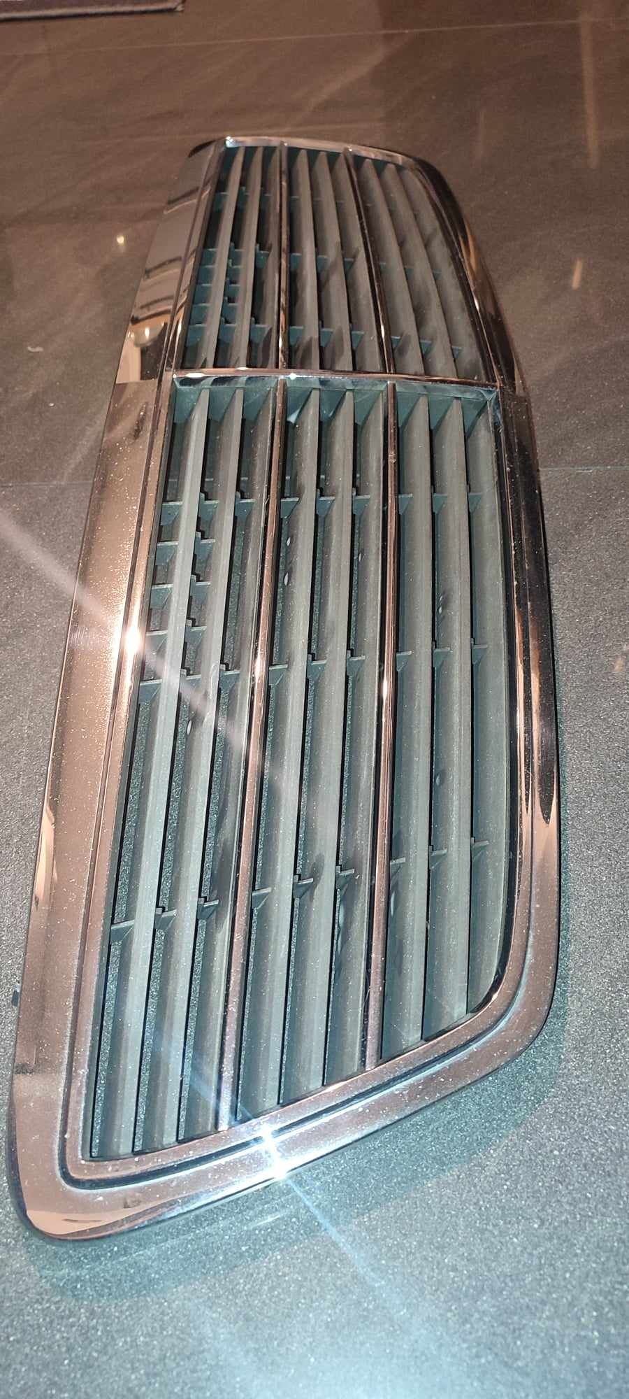 Grill atrapa Mercedes w203