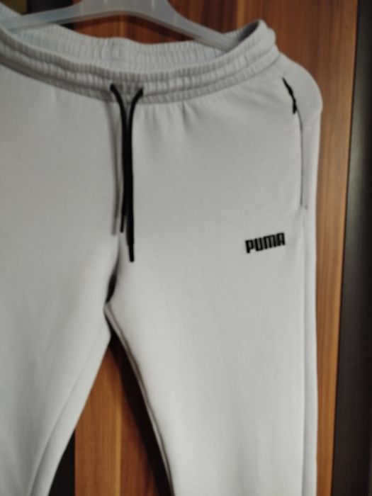 Spodnie dresowe damskie puma rozmiar S stan bardzo dobry