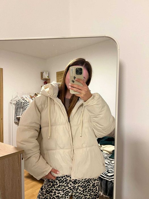 Куртка пуфер Zara / молочна куртка / тепла куртка з капішоном /