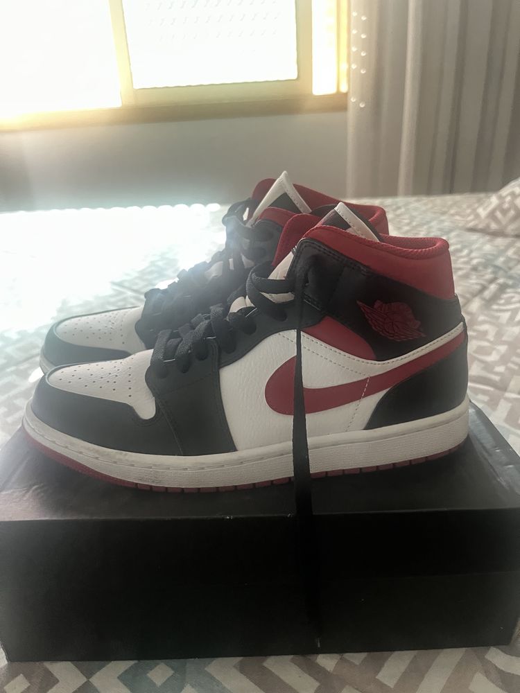 Nike jordan 1 mid negociavel