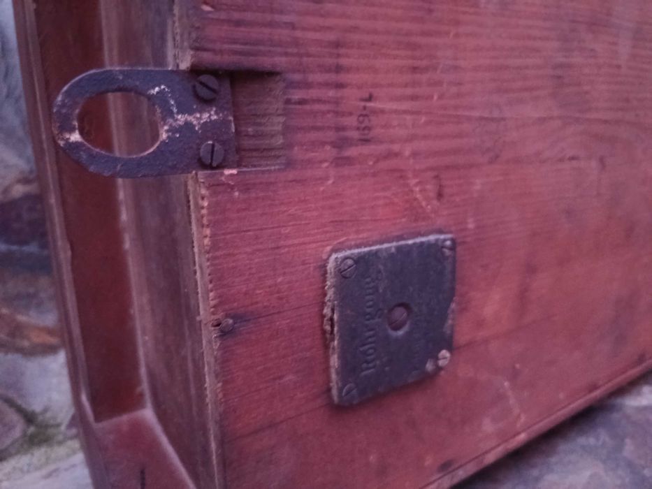 Relógio 3 cordas Madeira Nogueira Séc XIX 78  cm