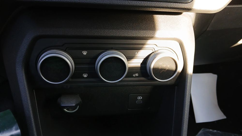 Comando chauffage / sofagem DACIA Sandero III