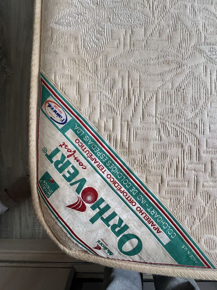 Cama de casal colchao e estrado