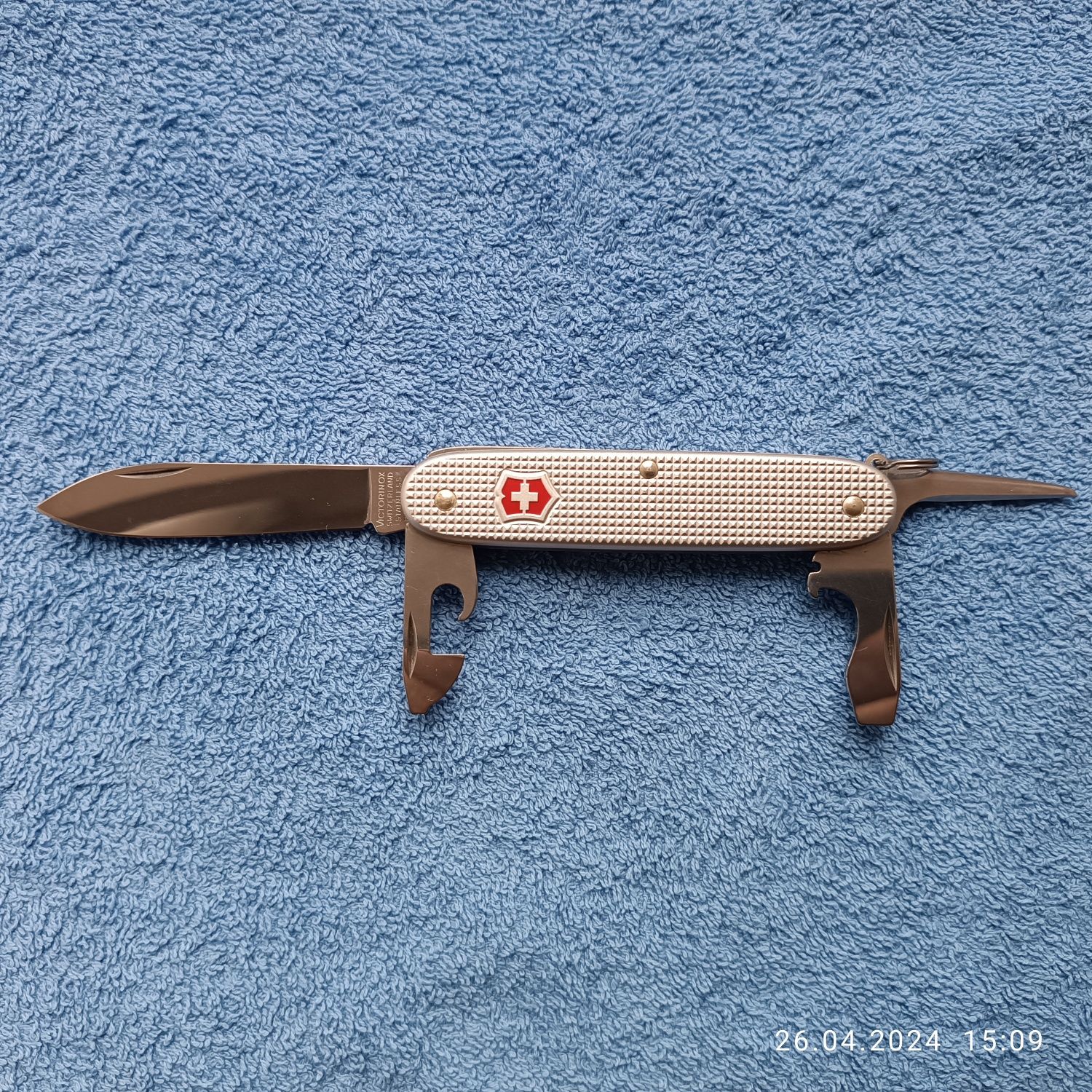 Victorinox Pioneer