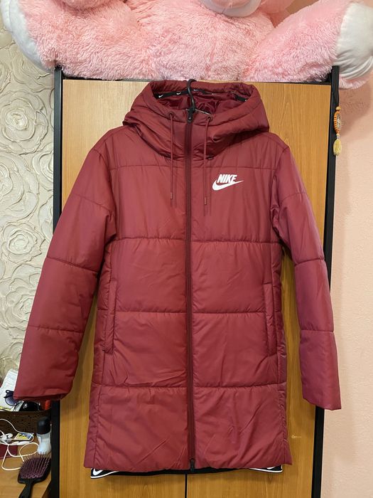 Зимняя куртка Nike