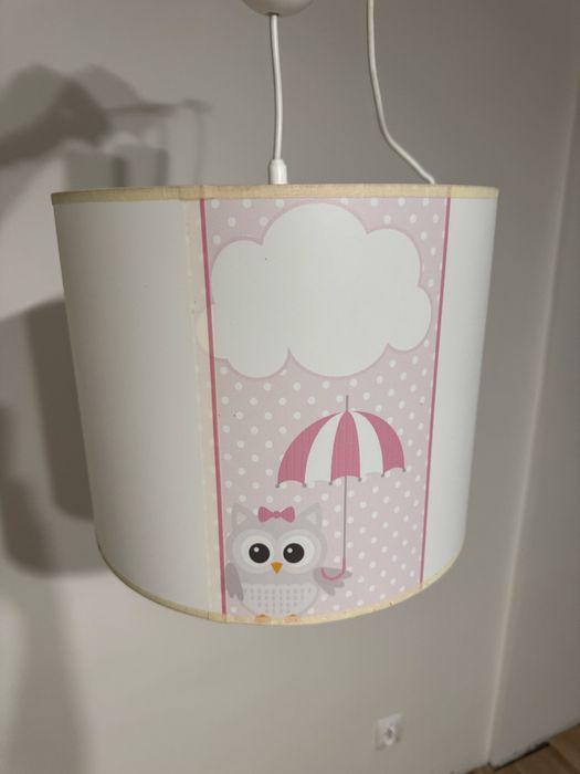 Lampa wisząca do pokoju dzieciecego