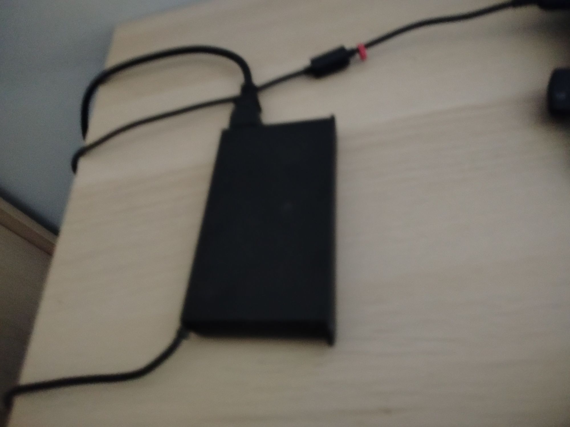 Lenovo gaming z ładowarką