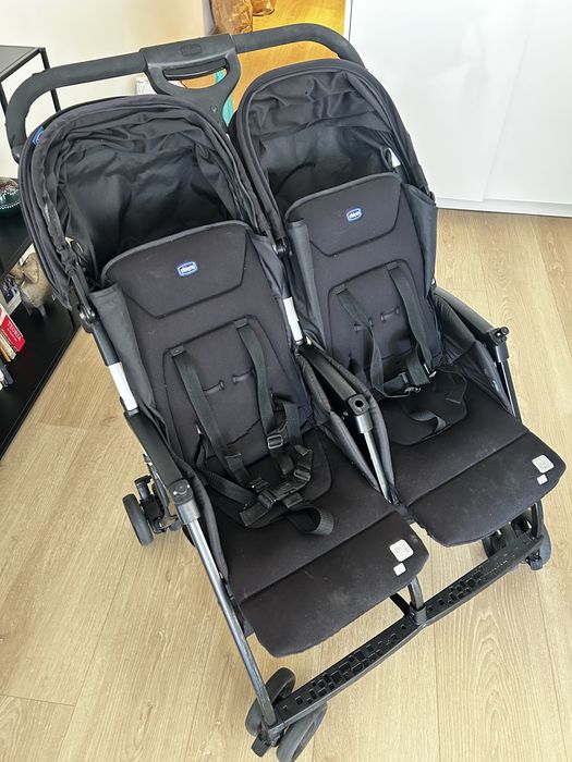 Carrinho chicco twin duo
