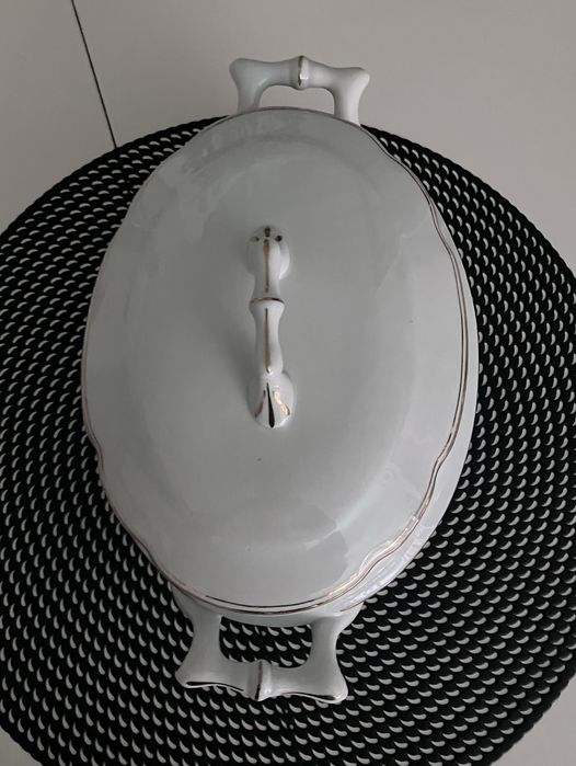 Przedwojenna porcelana Giesche. Waza