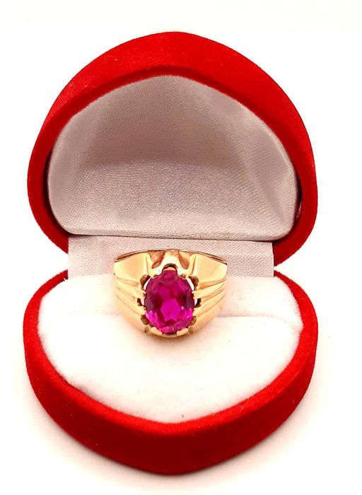Złoty Sygnet damski z rubinem PR.585 W:7gr R.15 InterSKLEP