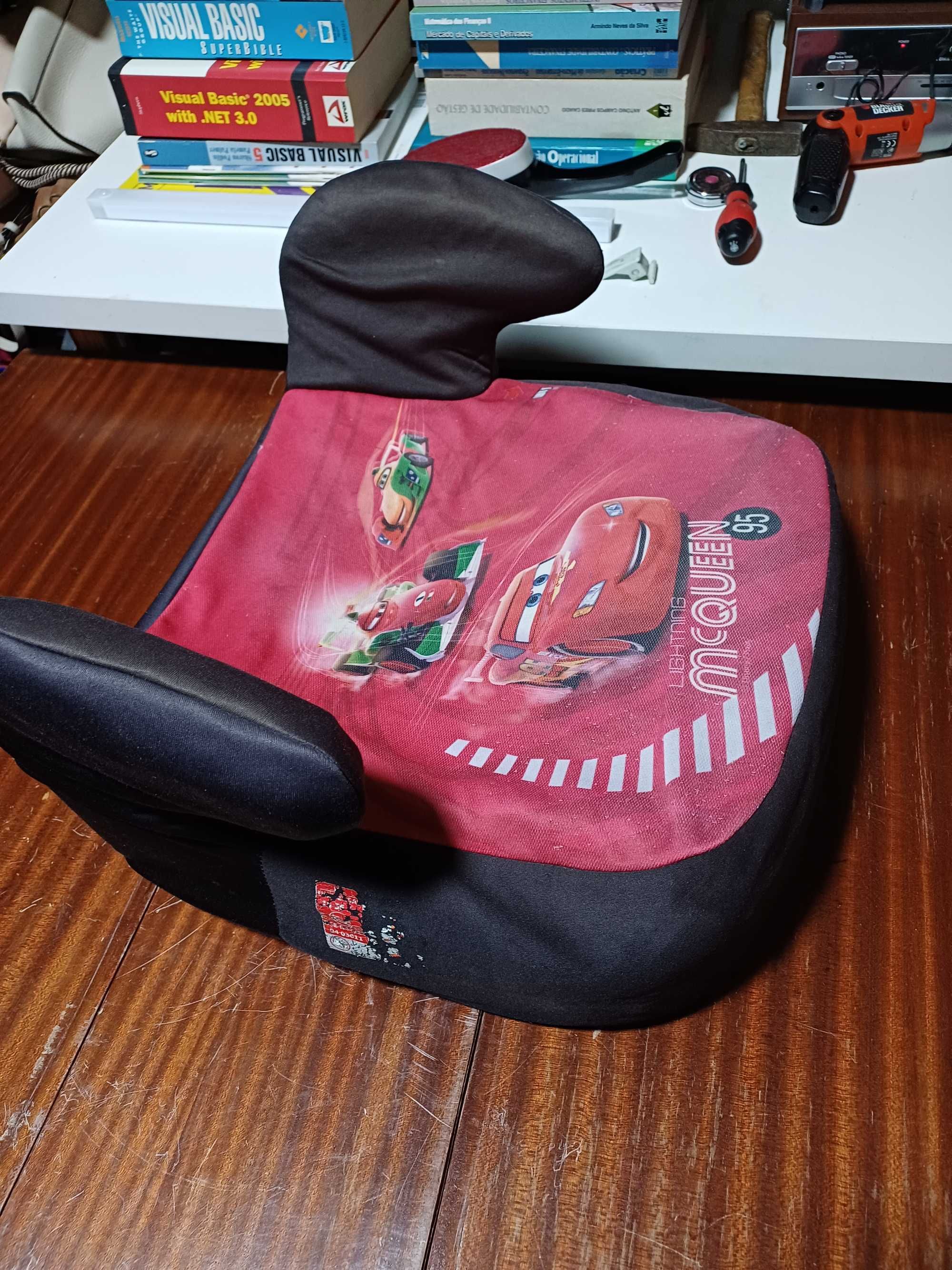 Banco auto McQueen 95 para criança