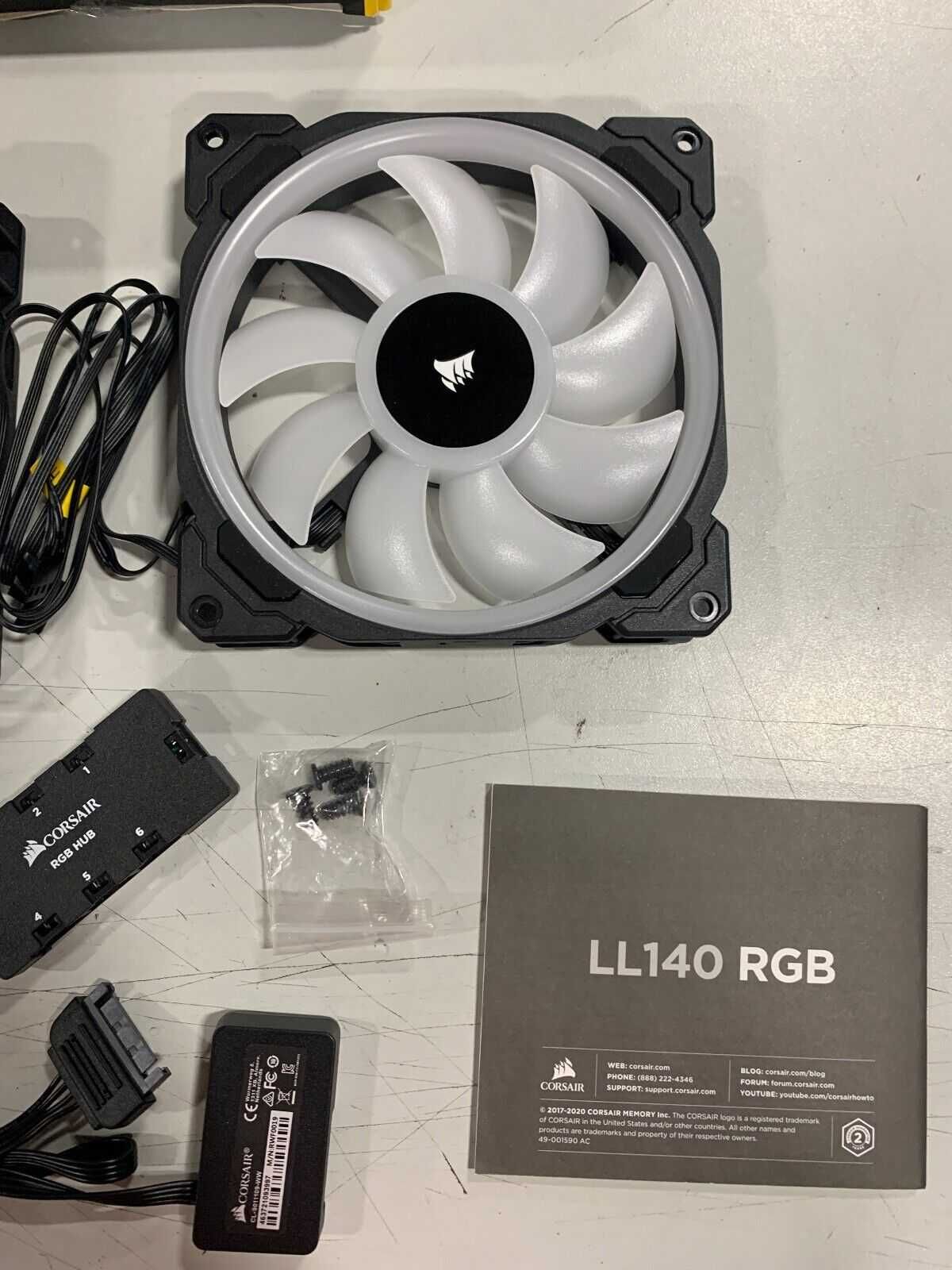 Corsair LL140 RGB Fans With RGB Controller