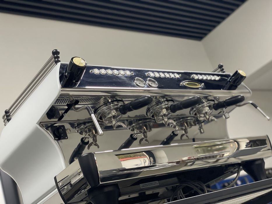 Кавомашина  La Marzocco FB80