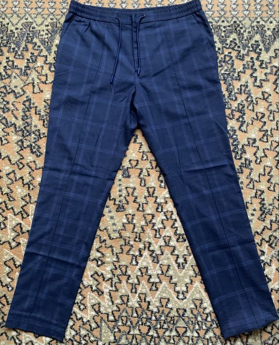 Штани “river island” (34), та  джинси “Jack & Jones” (32)