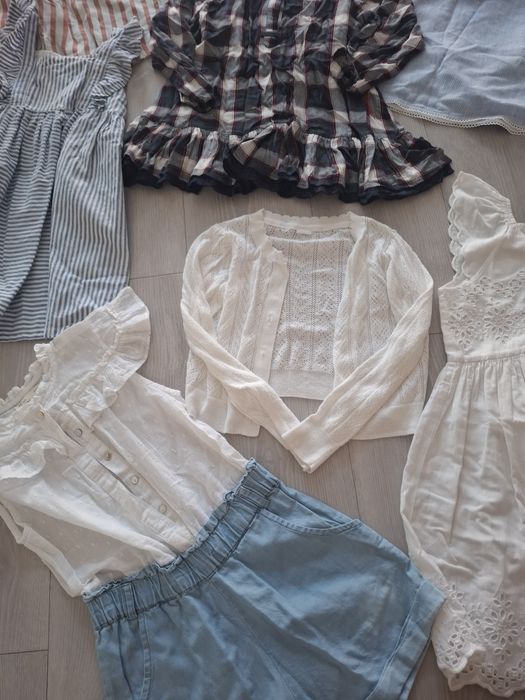 Roupa de menina como nova
