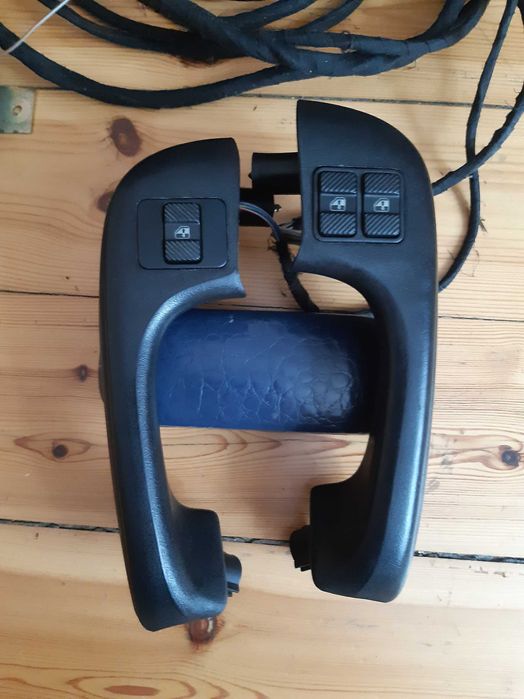 Szyby elektryczne przednie passat b3