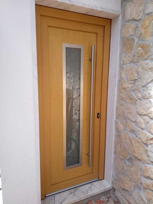 Portas e janelas em PVC A+