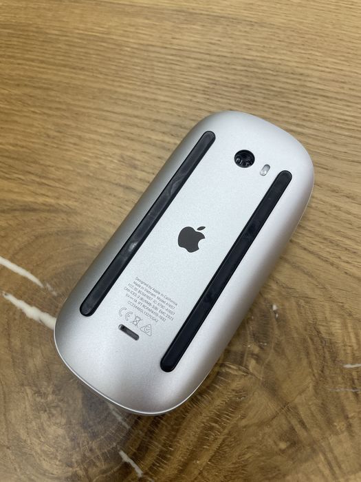 MacBook Air M1,2020 8/256 + Apple Magic Mouse White Multi-Touch